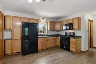 3140 W Folsom St, Eau Claire, WI 54703 - Photo 9