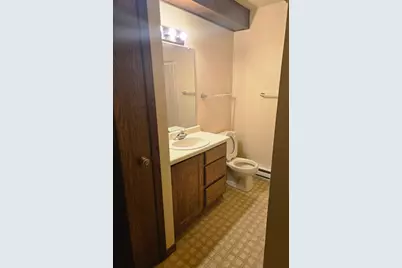 816-818 Dorbe Street #1-2, Eau Claire, WI 54701 - Photo 11
