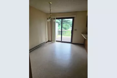 816-818 Dorbe Street #1-2, Eau Claire, WI 54701 - Photo 7