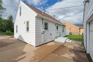 1703 Lyndale Ave, Eau Claire, WI 54701 - Photo 27