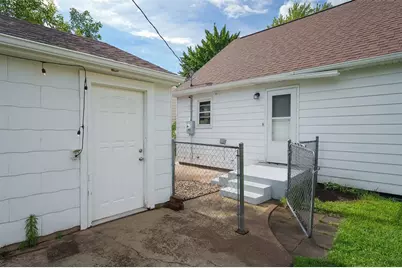 1703 Lyndale Avenue, Eau Claire, WI 54701 - Photo 31