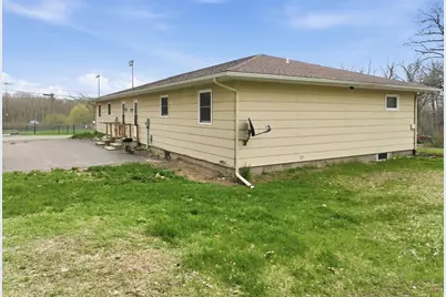 916-918 Michigan Street #1 &amp; 2, Spooner, WI 54801 - Photo 3