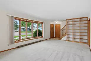 1008 W Cedar St, Chippewa Falls, WI 54729 - Photo 9