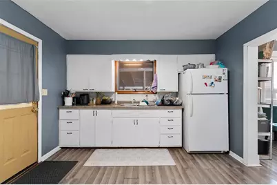 1208 7th Street, Menomonie, WI 54751 - Photo 9