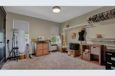 4020 John Hart Place, Eau Claire, WI 54703 - Photo 19