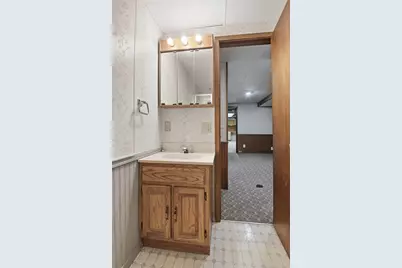 1544 Howard Avenue, Eau Claire, WI 54703 - Photo 29