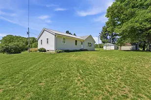 W9663 Kington Rd, Thorp, WI 54771 - Photo 3