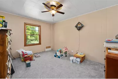 W9663 Kington Road, Thorp, WI 54771 - Photo 15