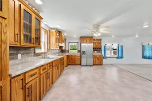 W9663 Kington Rd, Thorp, WI 54771 - Photo 9