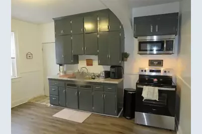 433 Vine Street #3, Eau Claire, WI 54703 - Photo 5