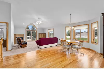 4274 Mill Ridge Circle #4, Eau Claire, WI 54703 - Photo 11