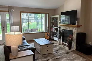 4222 W Robin Meadows Ln, Eau Claire, WI 54701 - Photo 9