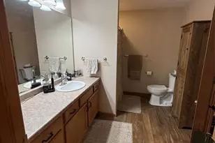 4222 W Robin Meadows Ln, Eau Claire, WI 54701 - Photo 7