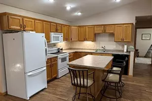 4222 W Robin Meadows Ln, Eau Claire, WI 54701 - Photo 3