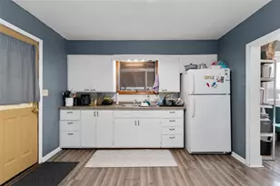 1208 7th Street, Menomonie, WI 54751 - Photo 9