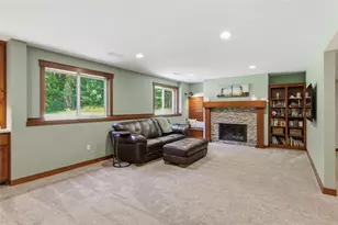 1347 Howard Dr, Eau Claire, WI 54701 - Photo 29