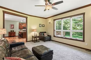 1347 Howard Dr, Eau Claire, WI 54701 - Photo 11
