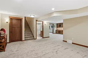 1347 Howard Dr, Eau Claire, WI 54701 - Photo 27