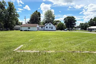 505 E 10th St, Ladysmith, WI 54848 - Photo 27