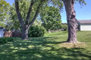 [Address not provided], Eau Claire, WI 54701 - Photo 27