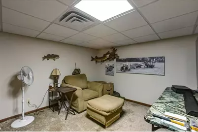 861 Hopwood Avenue, Menomonie, WI 54751 - Photo 27