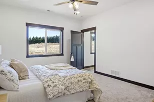3353 Sunflower Ln, Eau Claire, WI 54703 - Photo 13