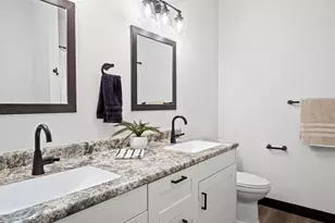 3353 Sunflower Ln, Eau Claire, WI 54703 - Photo 15