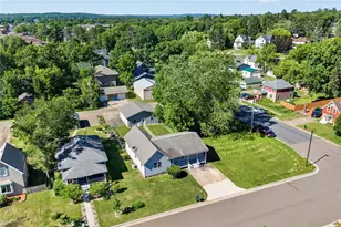 219 Spruce St, Spooner, WI 54801 - Photo 7