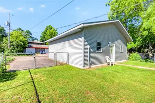 219 Spruce St, Spooner, WI 54801 - Photo 41
