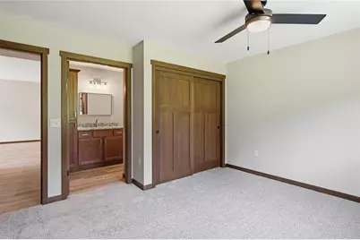 1321 Carpenter Avenue, Eau Claire, WI 54703 - Photo 25