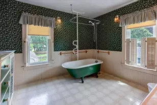 520 12th St, Menomonie, WI 54751 - Photo 27