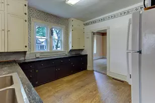 520 12th St, Menomonie, WI 54751 - Photo 13