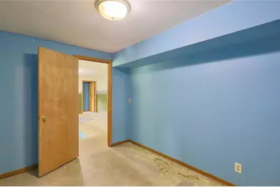 2725 Diane Lane, Eau Claire, WI 54703 - Photo 31
