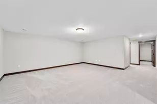 1185 Craven Ct, Eau Claire, WI 54703 - Photo 29