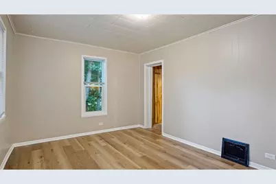 309 Marston Court, Eau Claire, WI 54701 - Photo 5