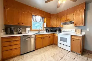 611 W Eau Claire St, Rice Lake, WI 54868 - Photo 3