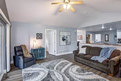5116 Renee Court #9, Eau Claire, WI 54703 - Photo 5