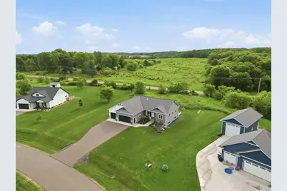 8777 S Cottonwood Circle, Eau Claire, WI 54701 - Photo 37