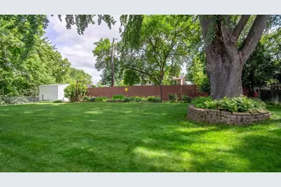 1811 Grandview Drive, Eau Claire, WI 54703 - Photo 21