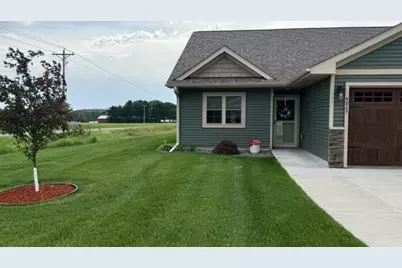 4867 Field Crest Lane, Eau Claire, WI 54701 - Photo 3