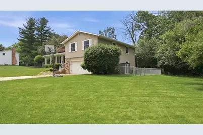 212 Country Club Lane, Altoona, WI 54720 - Photo 3