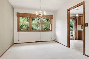 212 Country Club Ln, Altoona, WI 54720 - Photo 13