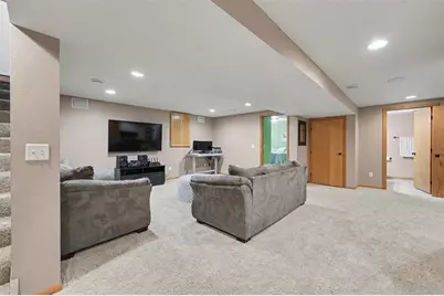 2129 E Lexington Boulevard, Eau Claire, WI 54701 - Photo 19