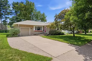 2129 E Lexington Blvd, Eau Claire, WI 54701 - Photo 1