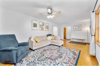 2129 E Lexington Boulevard, Eau Claire, WI 54701 - Photo 7