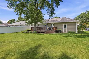 2129 E Lexington Blvd, Eau Claire, WI 54701 - Photo 33