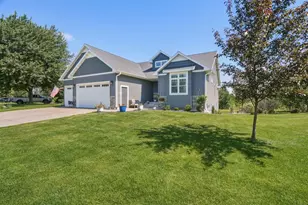 3921 Mill Run Rd, Eau Claire, WI 54703 - Photo 5