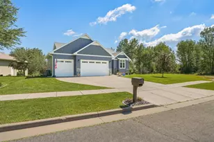 3921 Mill Run Rd, Eau Claire, WI 54703 - Photo 3