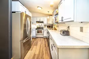315 Clifton St, Black River Falls, WI 54615 - Photo 5