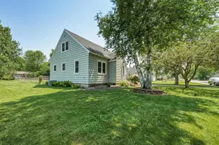 637 Harding St, Chippewa Falls, WI 54729 - Photo 3